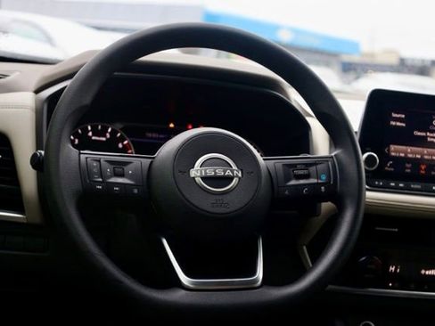 Used 2023 Nissan Rogue SL w/ SL Premium Package image 29