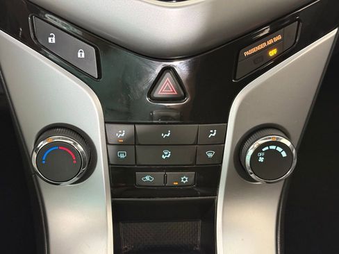 Used 2012 Chevrolet Cruze LT w/ All-Star Edition image 16