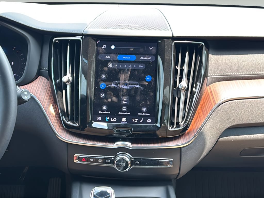 Used 2023 Volvo XC60 B5 Ultimate AWD/4WD image 19