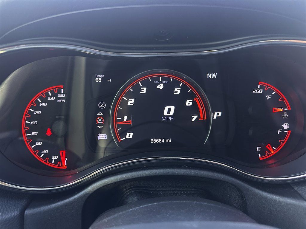 Used 2018 Dodge Durango SRT w/ Technology Group AWD/4WD image 14