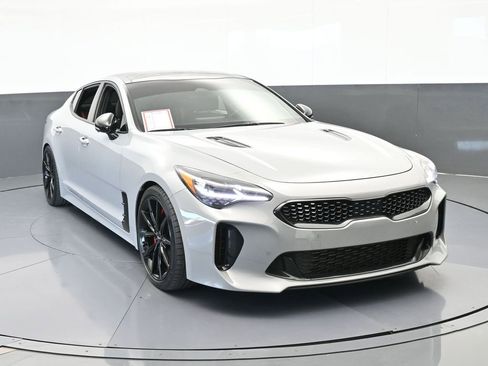 Used 2023 Kia Stinger GT2 w/ Option Group 015 image 9