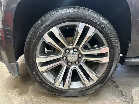 Used 2017 GMC Yukon XL Denali w/ Open Road Package image 13