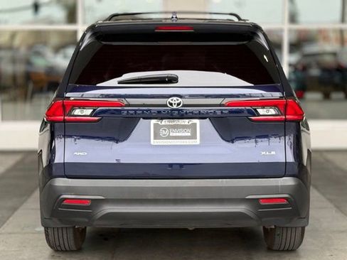 Certified 2024 Toyota Grand Highlander XLE image 14