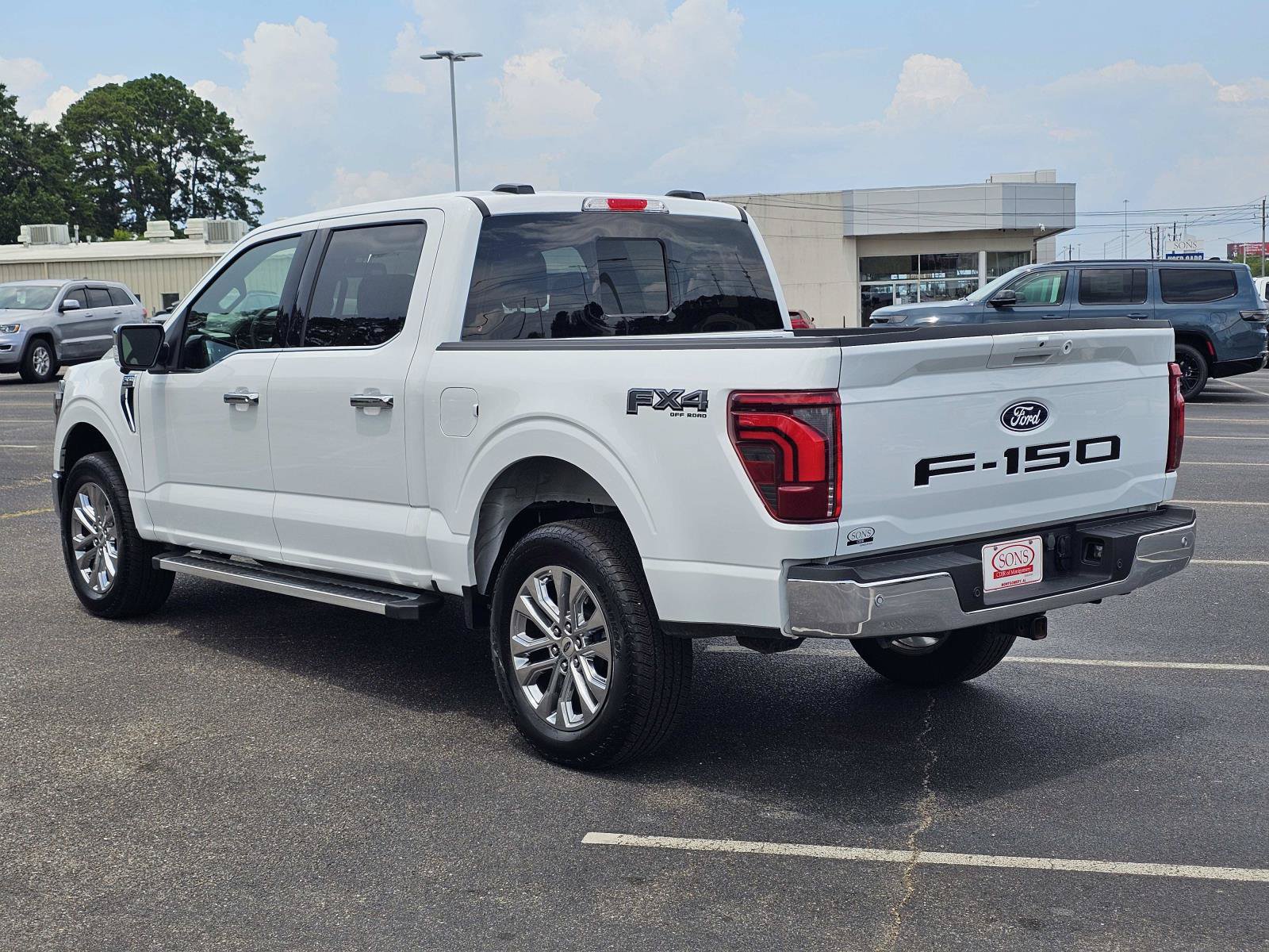 Used 2025 Ford F150 Lariat w/ Equipment Group 501A Mid AWD/4WD image 12