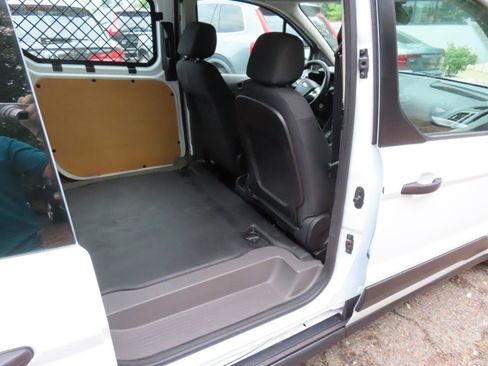 Used 2022 Ford Transit Connect XL FWD image 14