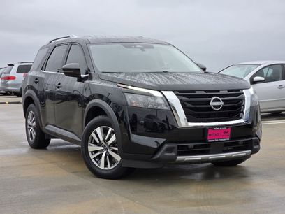 Used 2025 Nissan Pathfinder SL