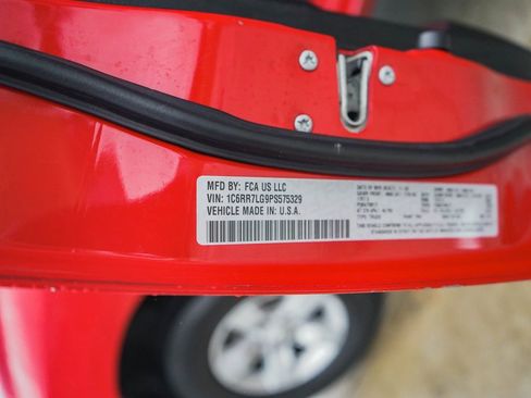 Used 2023 RAM 1500 Classic SLT w/ Trailer & Traction Group image 39