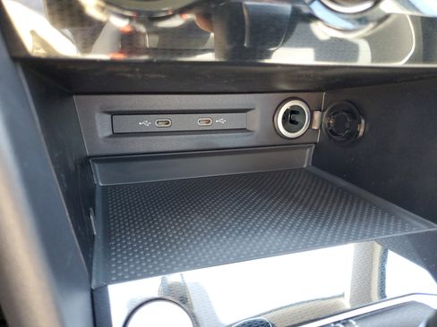 New 2025 Volkswagen Taos S image 21