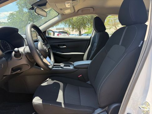 Used 2025 Nissan Sentra SV FWD image 27