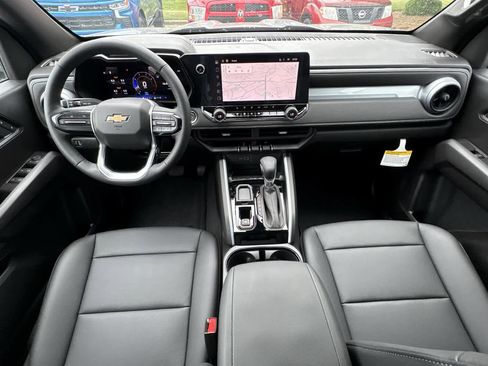 New 2025 Chevrolet Colorado LT w/ LT Convenience Package RWD image 20