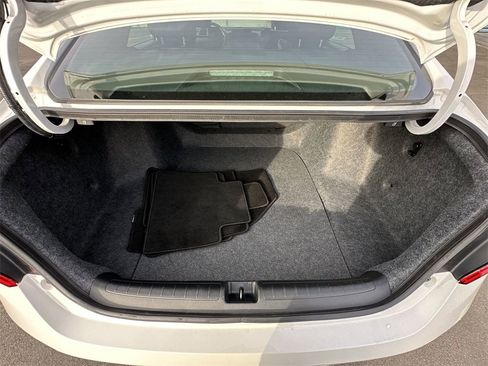 Used 2022 Honda Accord Sport image 32