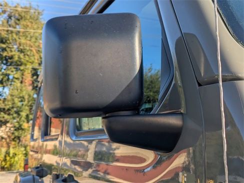 Used 2022 Jeep Wrangler Unlimited Sahara w/ Cold Weather Group image 12