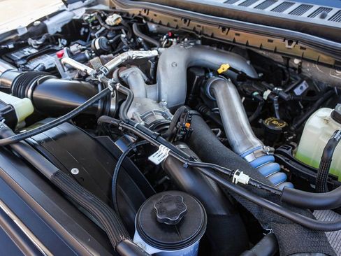 Used 2024 Ford F250 XLT AWD/4WD image 32