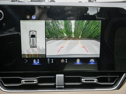 Used 2026 Chevrolet Equinox ACTIV w/ Convenience Package III FWD image 25