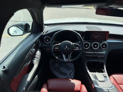 Used 2022 Mercedes-Benz GLC 300 4MATIC image 18