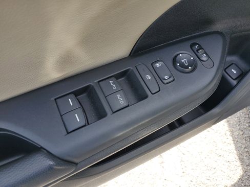 Used 2017 Honda Civic Touring image 16