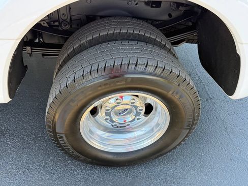 Used 2026 Ford F350 Lariat AWD/4WD image 10