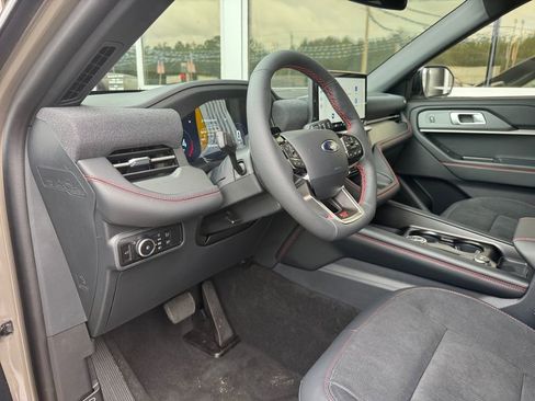 New 2026 Ford Explorer ST image 37