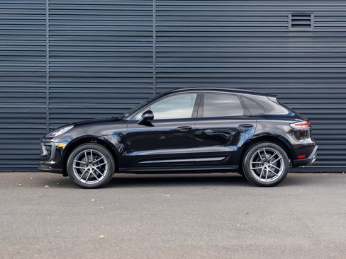 New 2026 Porsche Macan S AWD/4WD image 2