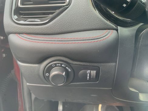 Certified 2024 Dodge Durango GT image 17