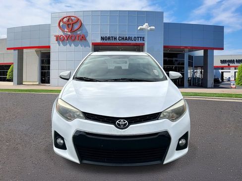 Used 2016 Toyota Corolla S Premium FWD image 2