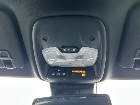 New 2026 GMC Canyon Elevation w/ Convenience Package image 44