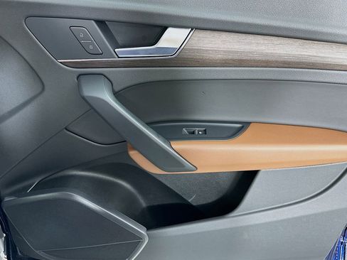 Used 2024 Audi Q5 2.0T Premium image 23