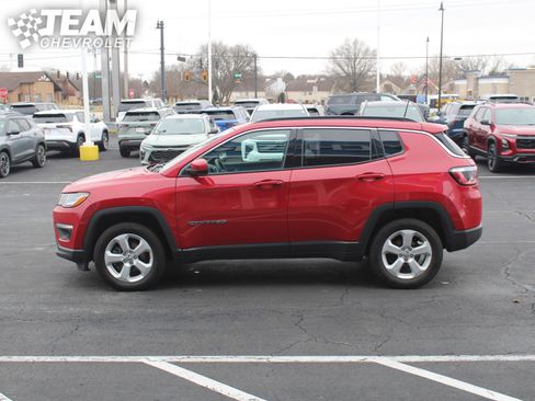 Used 2019 Jeep Compass Latitude w/ Popular Equipment Group image 7
