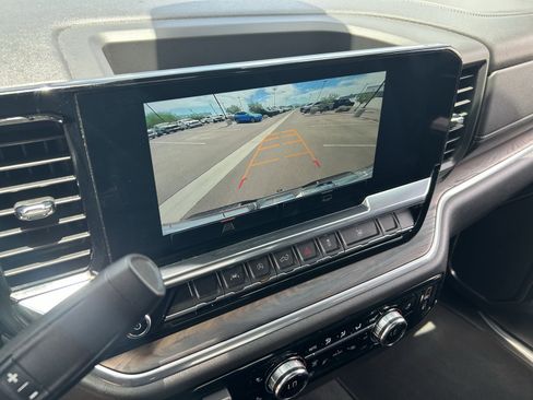 Certified 2025 GMC Sierra 1500 SLT AWD/4WD image 29