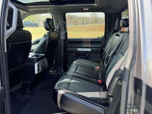 Used 2018 Ford F150 Lariat w/ Equipment Group 501A Mid image 15