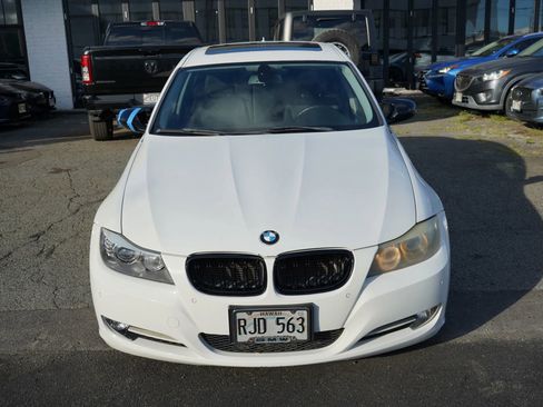 Used 2011 BMW 335i Sedan image 5