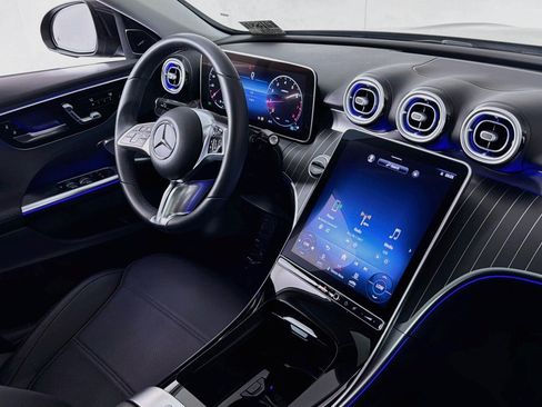 Used 2023 Mercedes-Benz C 300 Sedan image 16