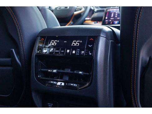 Used 2024 Jeep Grand Cherokee Summit AWD/4WD image 14
