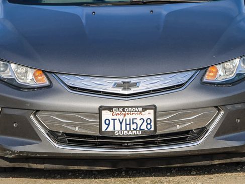Used 2018 Chevrolet Volt Premier w/ Driver Confidence Package image 7