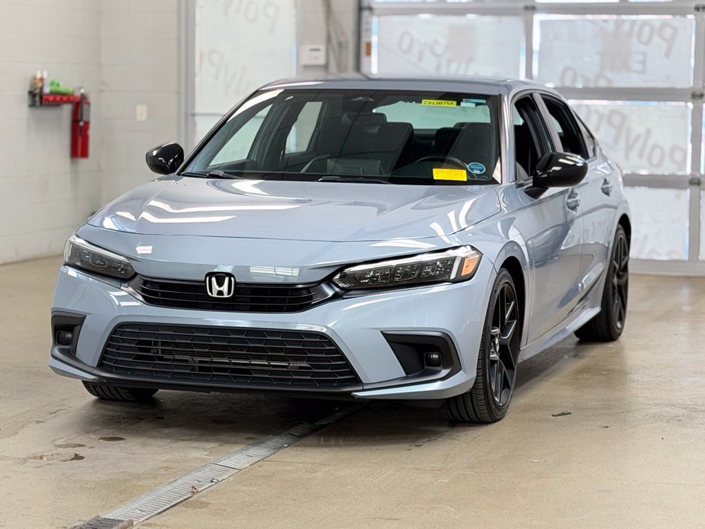 Used 2024 Honda Civic Sport image 3