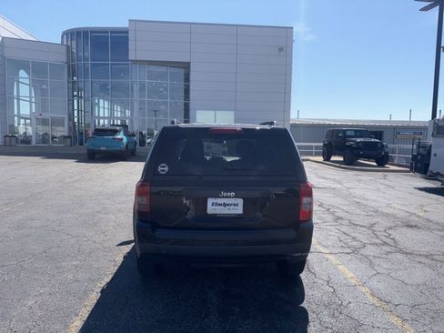 Used 2014 Jeep Patriot Sport FWD image 5