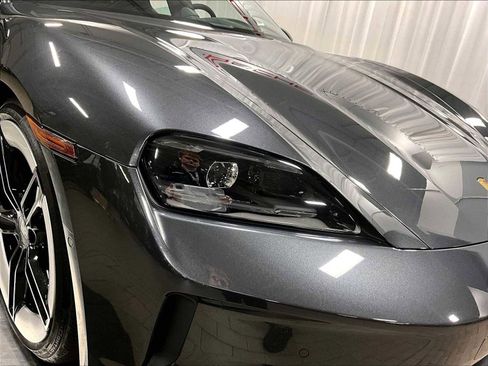 Used 2025 Porsche Taycan 4S image 15