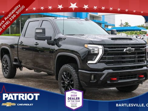 New 2026 Chevrolet Silverado 2500 LT w/ Trail Boss Package AWD/4WD image 1
