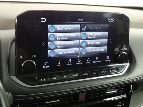 Used 2023 Nissan Rogue Platinum image 36