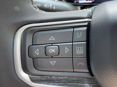 Used 2022 Jeep Wagoneer Series II w/ Premium Group I AWD/4WD image 16