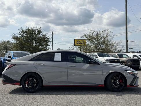 Used 2025 Hyundai Elantra N image 11