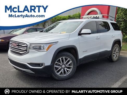 Used 2018 GMC Acadia SLE FWD image 1