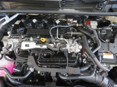 Used 2025 Toyota Prius LE image 47