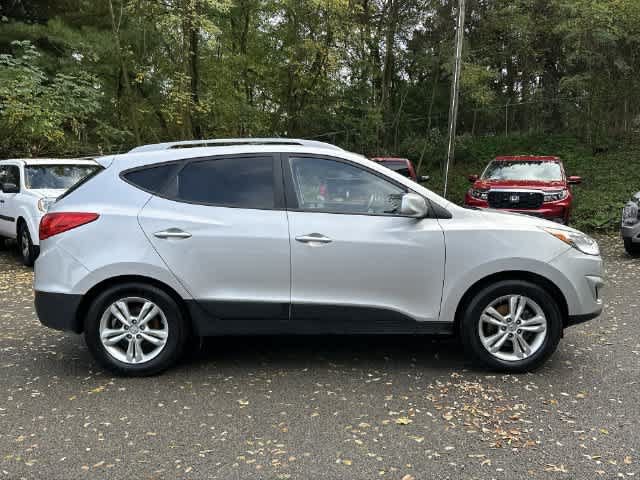 Used 2011 Hyundai Tucson GLS AWD/4WD image 3