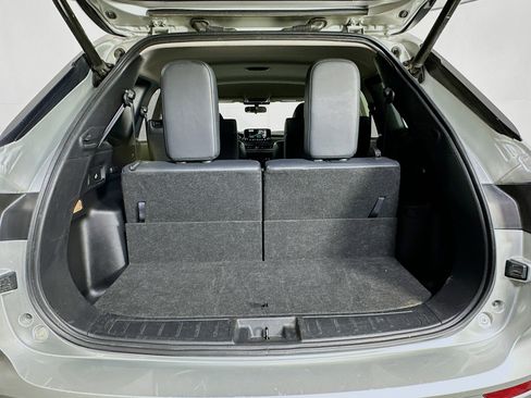 Used 2024 Mitsubishi Outlander SE image 29