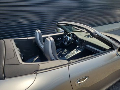 Used 2012 Porsche 911 Carrera S RWD image 10
