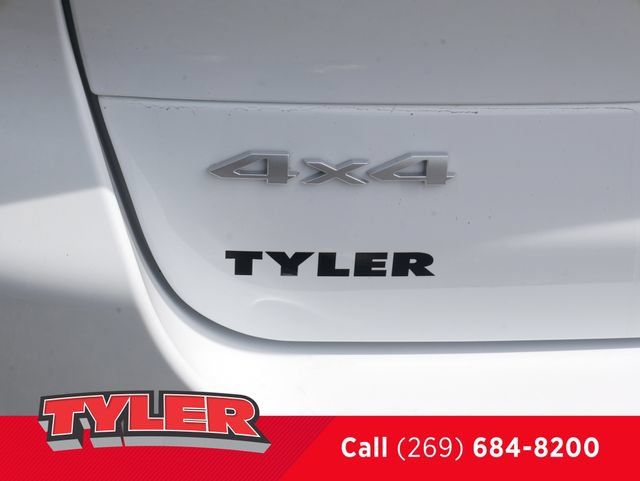 Certified 2024 Jeep Grand Cherokee L Laredo w/ Luxury Tech Group I AWD/4WD image 13