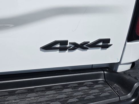 New 2026 RAM 2500 Tradesman AWD/4WD image 34