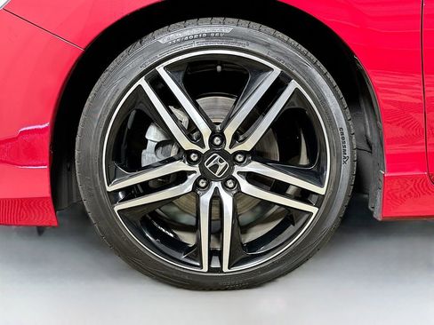 Used 2017 Honda Accord Sport image 33