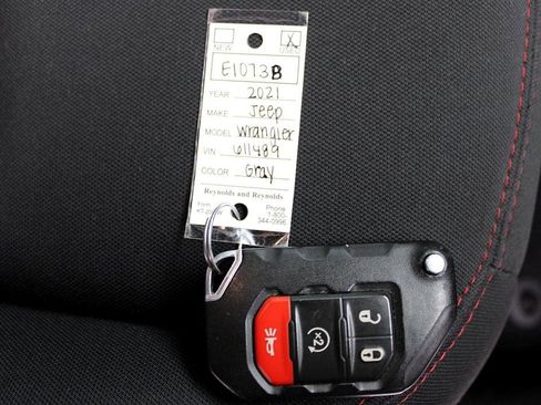 Used 2021 Jeep Wrangler Unlimited Rubicon image 31